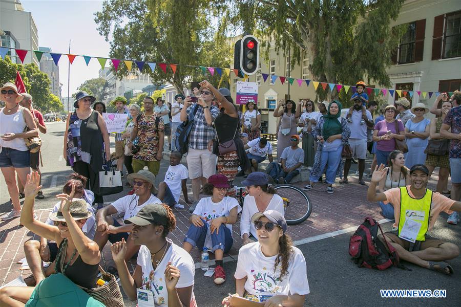 SOUTH AFRICA-CAPE TOWN-OPEN STREETS DAY
