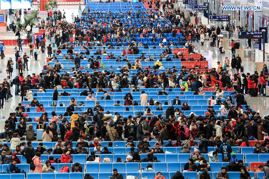 CHINA-SPRING FESTIVAL-HOLIDAY END-TRAVEL RUSH (CN)