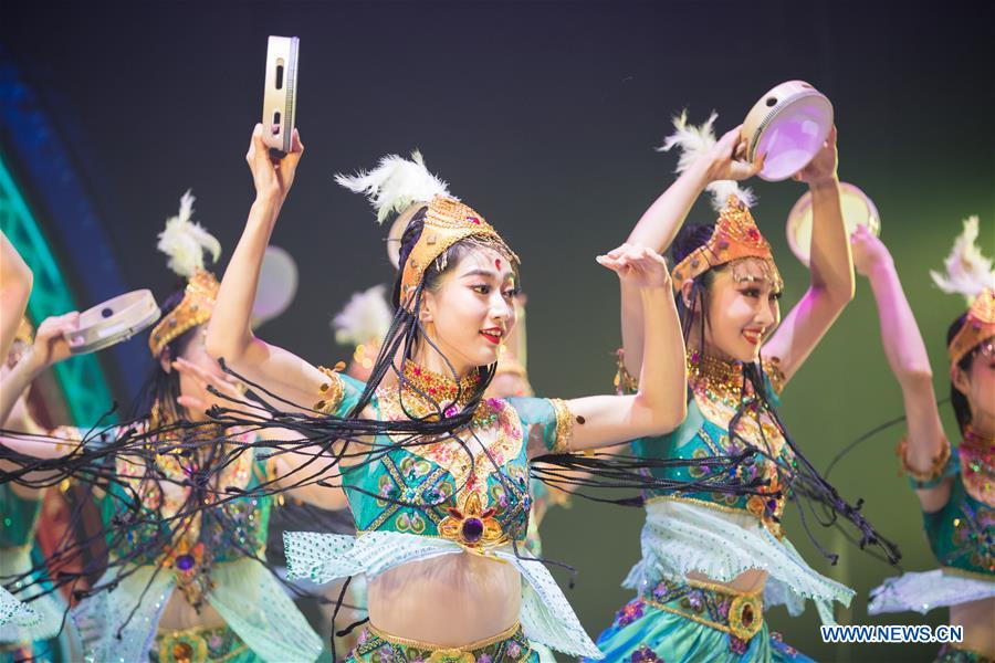 ISRAEL-TEL AVIV-CHINESE ARTISTS-PERFORMANCE