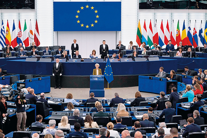 設立“歐版中情局”艱難闖關