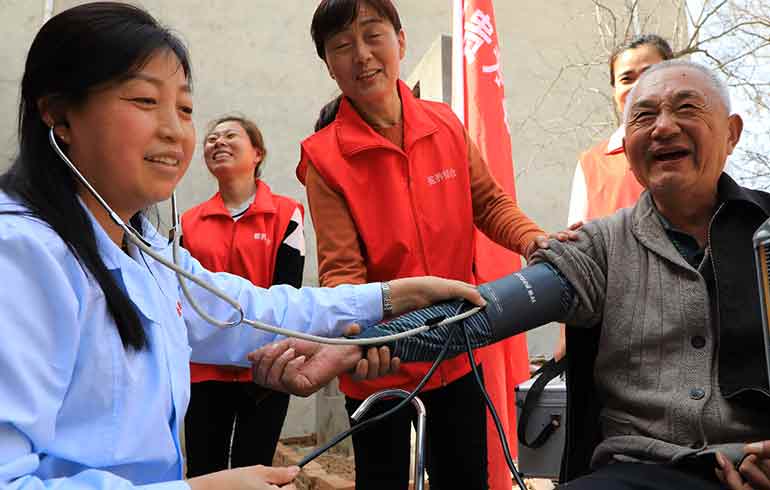 致敬偉大改革｜對話40年，講述身邊的健康故事（第三十九集）&mdash;&mdash;免疫規劃40年，撐起健康保護傘