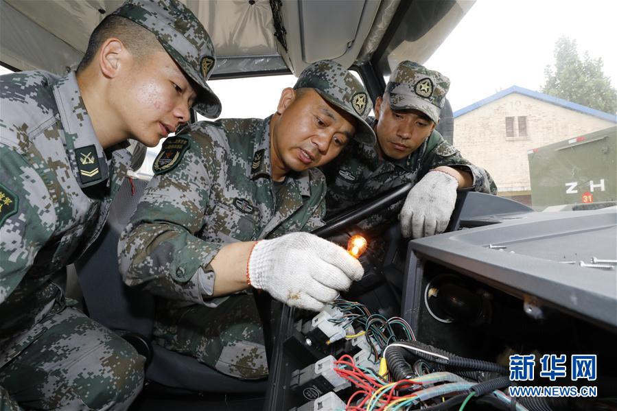 （圖文互動）（3）亮劍沙場的&ldquo;千分尺&rdquo;&mdash;&mdash;記&ldquo;最美新時代革命軍人&rdquo;張俊凱