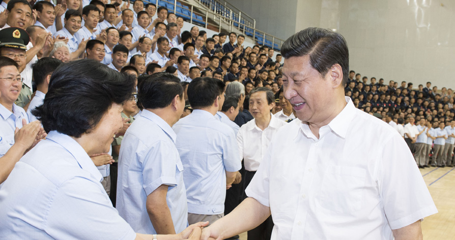 習近平在酒泉衛星發射中心觀看神舟十號載人飛船發射