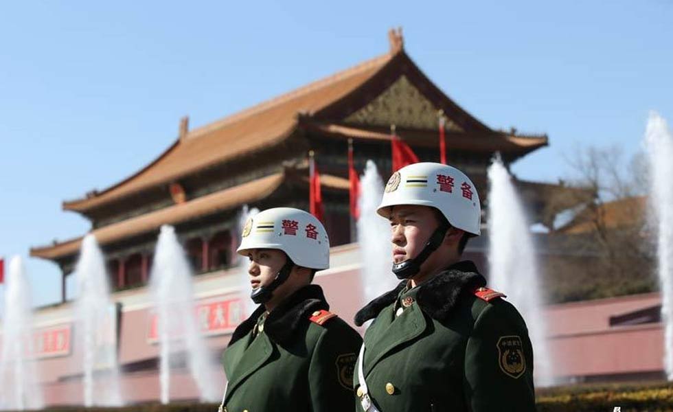 盤點守衛兩會的&ldquo;帥哥型男&rdquo;