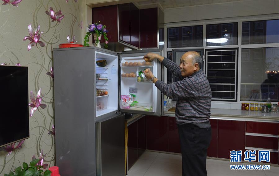 (十九大時光·圖文互動)(2)民生美景令人憧憬 美好生活召喚奮斗——來自基層蹲點(diǎn)現(xiàn)場的報(bào)道