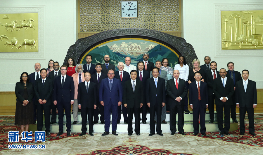 6月7日，中共中央政治局常委、中央書記處書記劉云山在北京會見金磚國家媒體高端論壇的媒體代表。新華社記者 謝環馳 攝