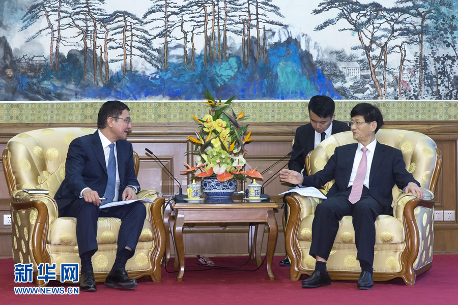 7月19日，中共中央政治局委員、中央政法委書(shū)記孟建柱在北京會(huì)見(jiàn)烏茲別克斯坦副總理庫(kù)奇卡羅夫。 新華社記者崔新鈺攝