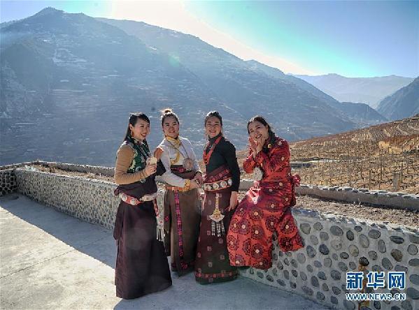 (圖文互動)(3)那些因農村路改變的青春——三位80后青年的鄉村奮斗路