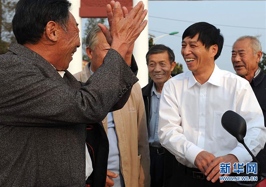 (新華全媒頭條·紀(jì)念改革開放40年特稿·圖文互動(dòng))(3)向著新航程揚(yáng)帆奮進(jìn)!——從小崗精神看中國(guó)改革開放40年