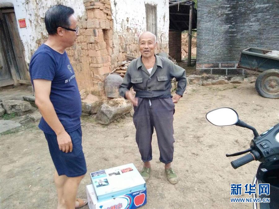 （新時代奮斗者&middot;圖文互動）&ldquo;他為扶貧耗盡了心血&rdquo;&mdash;&mdash;追記江西駐村扶貧干部胡學發 