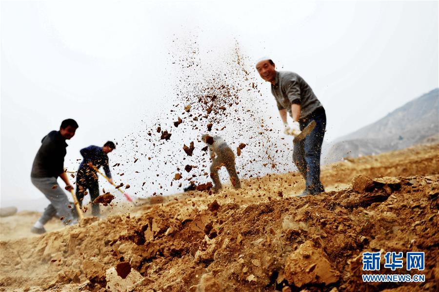 (新華全媒頭條·圖文互動)(1)打好脫貧攻堅“硬仗中的硬仗”——寫在深度貧困地區脫貧攻堅座談會召開一周年之際