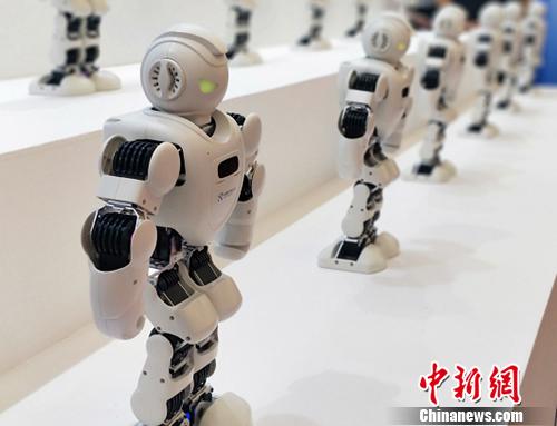 圖為機(jī)器人大會現(xiàn)場。姚露 攝