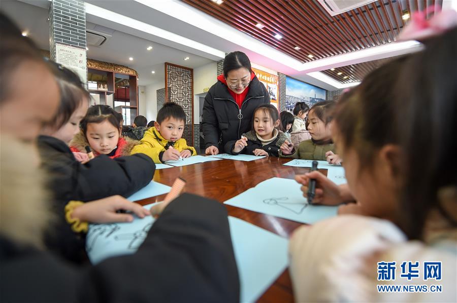 （新華全媒頭條&middot;聚焦鄉村振興戰略規劃&middot;圖文互動）（15）推進鄉村振興的行動指南&mdash;&mdash;解讀鄉村振興戰略首個五年規劃亮點