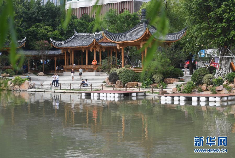 （新華全媒頭條&middot;圖文互動）（4）為祖國驕傲，祝福偉大祖國！&mdash;&mdash;國慶漫記