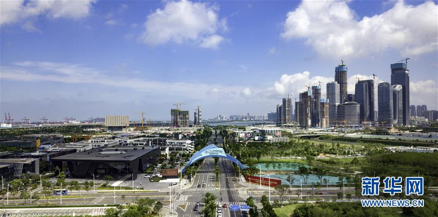 (新時代國門行·圖文互動)(1)深圳:“拓荒牛”犁出“美麗春天”