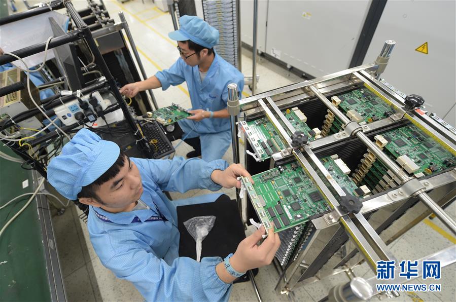 (在習(xí)近平新時(shí)代中國(guó)特色社會(huì)主義思想指引下·慶祝改革開(kāi)放40周年·創(chuàng)新發(fā)展)(新華全媒頭條·圖文互動(dòng))(4)創(chuàng)新:“第一動(dòng)力”的時(shí)代答卷