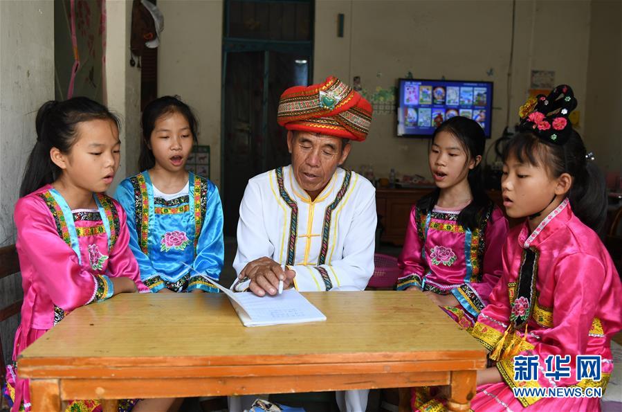 （輝煌60年&middot;壯美新廣西&middot;圖文互動）（5）和睦相處一家親 攜手并進謀發展&mdash;&mdash;廣西民族團結發展觀察