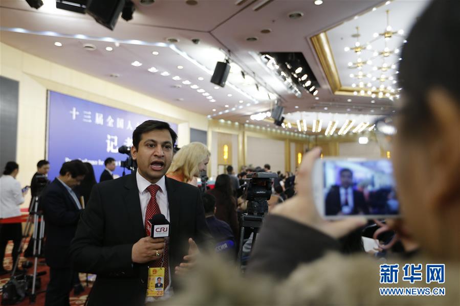 （兩會&middot;新華網）（6）外交部部長王毅答記者問