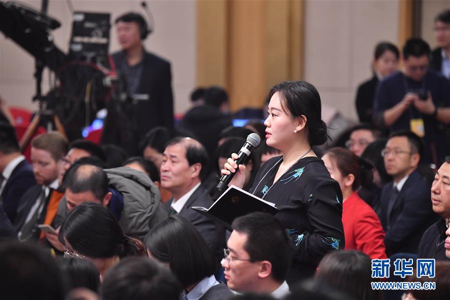 （兩會&middot;XHDW）（2）政協委員談提高保障和改善民生水平