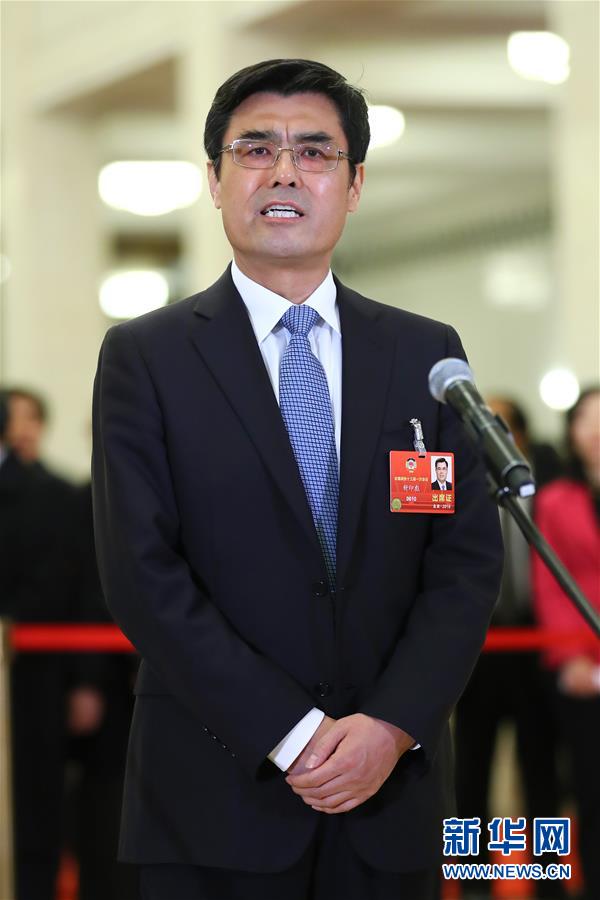 （兩會&middot;XHDW）（6）全國政協委員接受采訪