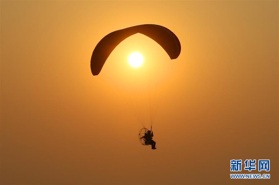 #(社會(huì))(1)2019,我們來了