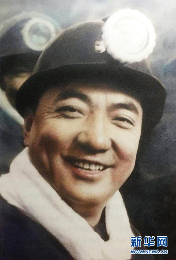 (改革先鋒風(fēng)采·圖文互動)(2)陳日新:披荊斬棘闖新路