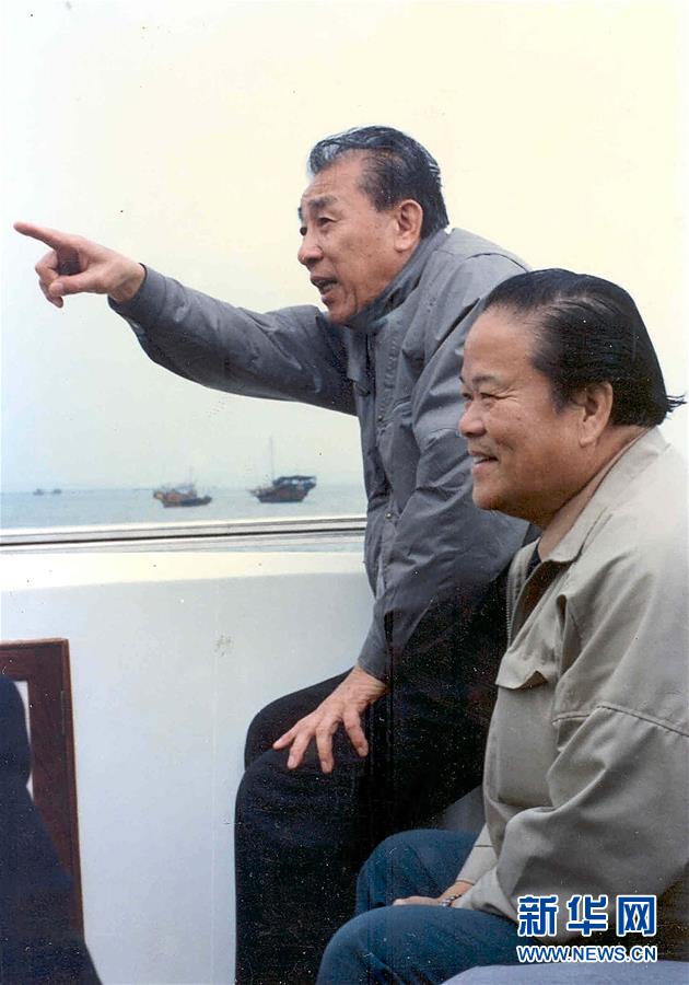 （改革先鋒風(fēng)采&middot;圖文互動）（2）袁庚：改革開放試驗田&ldquo;蛇口模式&rdquo;的探索創(chuàng)立者