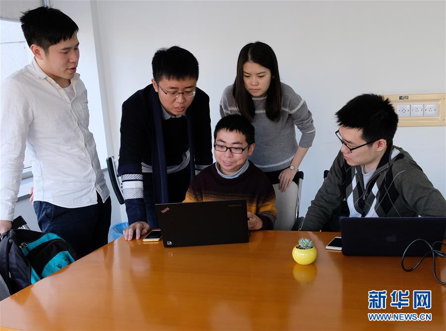 (圖文互動(dòng))(5)平靜而充滿力量——“中國網(wǎng)事·感動(dòng)2018”年度網(wǎng)絡(luò)人物群像