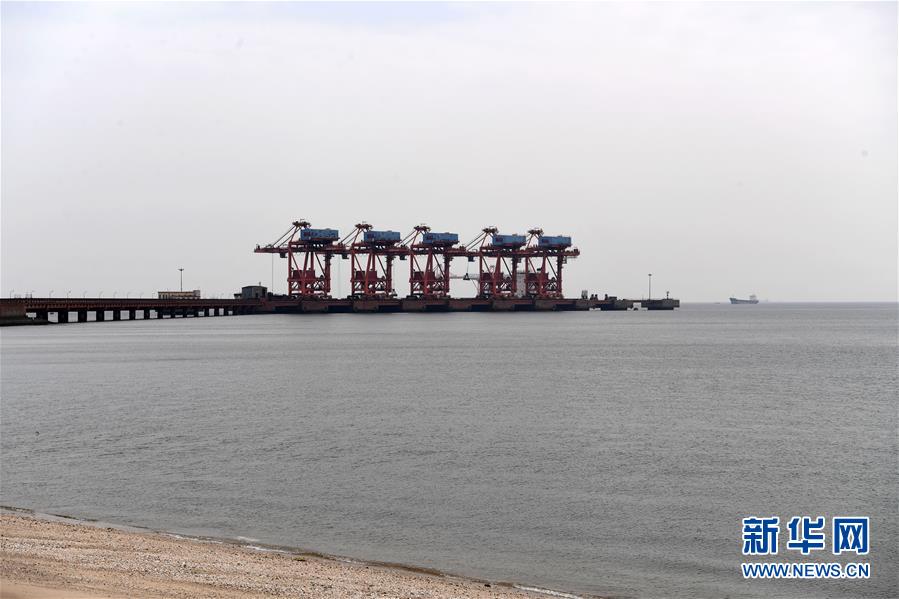 （兩會前夕看落實&middot;圖文互動）（6）開放合作走活發(fā)展&ldquo;新棋局&rdquo;－－廣西落實習(xí)近平總書記全國兩會重要講話精神紀實