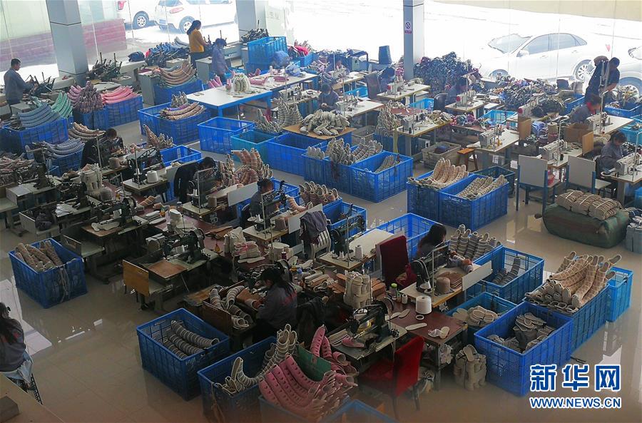 (脫貧攻堅·圖文互動)(4)抓心勁兒,增后勁兒——內蒙古產業扶貧見聞