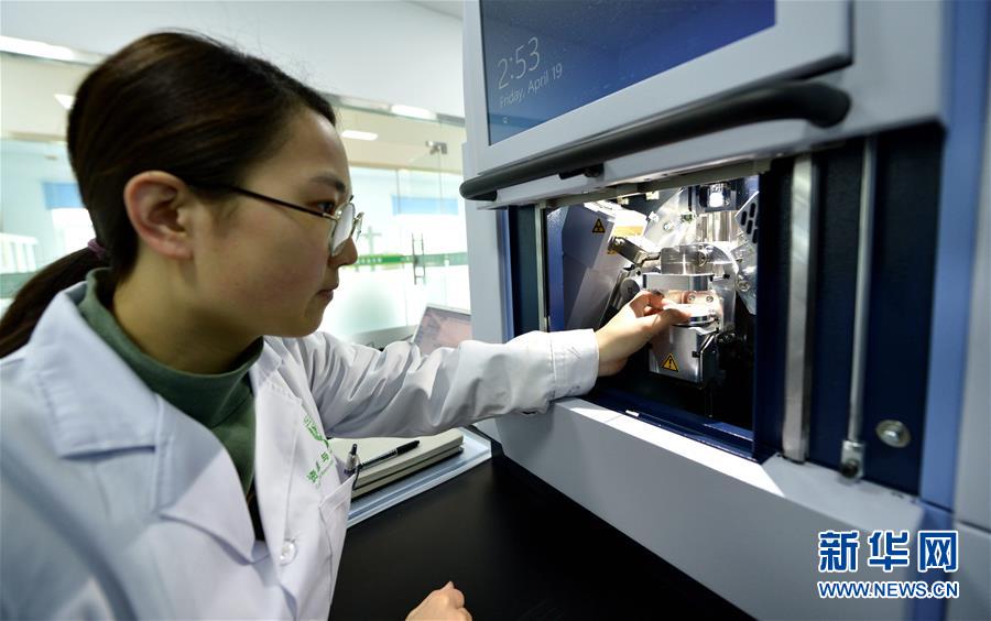 (愛國情 奮斗者·圖文互動)(2) “解民生之多艱,育天下之英才”——中國農(nóng)大師生扎根田野書寫奉獻(xiàn)之歌