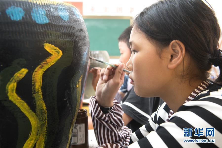 (壯麗70年·奮斗新時代·圖文互動)(7)“東海明珠”挺立一座“精神燈塔”——追尋浙江臺州大陳島墾荒精神