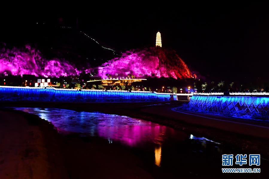 (新華全媒頭條·圖文互動(dòng))(1)春暉沐浴寶塔山——寫(xiě)在延安各縣整體脫貧摘帽之際