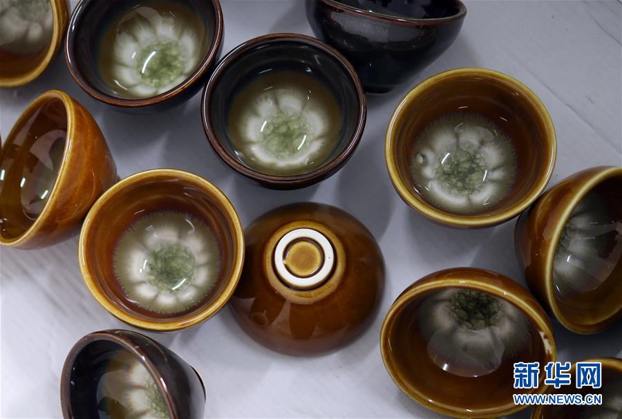 （愛國情 奮斗者&middot;圖文互動）（1）池建義團隊：把論文寫在產品上