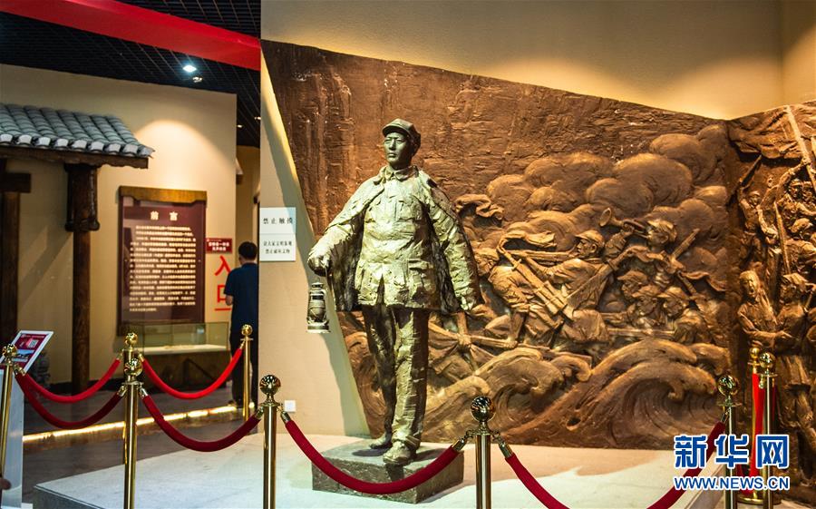 （壯麗70年&middot;奮斗新時代&mdash;&mdash;記者再走長征路&middot;圖文互動）（1）長征路上，那一盞盞馬燈