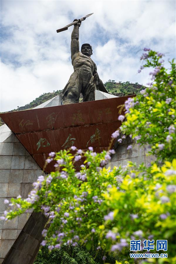 (壯麗70年·奮斗新時代——記者再走長征路·圖文互動)(5)七天七夜,驚心動魄——皎平渡口永不消失的紅色記憶
