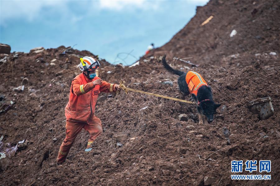 （新華全媒頭條&middot;圖文互動）（5）有一絲希望，就盡百倍努力&mdash;&mdash;貴州水城&ldquo;7&middot;23&rdquo;特大山體滑坡72小時救援紀實