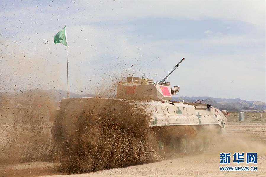 (圖文互動)(3)“國際軍事比賽-2019”:中國參賽隊刷新“蘇沃洛夫突擊”步戰車組單車賽紀錄