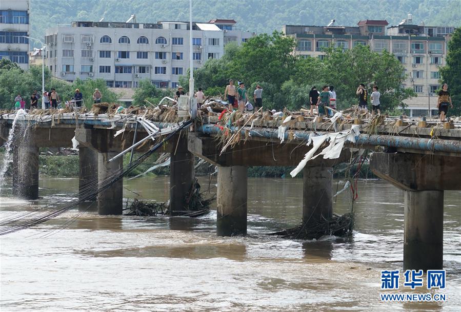 （關注&ldquo;利奇馬&rdquo;&middot;圖文互動）（5）古城洪災 八方馳援&mdash;&mdash;洪水災害下的浙江臨海現場目擊