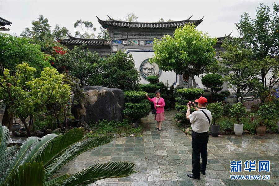 (在習近平新時代中國特色社會主義思想指引下——新時代新作為新篇章·總書記關心的百姓身邊事·圖文互動)(6)留住鄉愁 綻放新顏——傳統村落保護激發鄉村活力