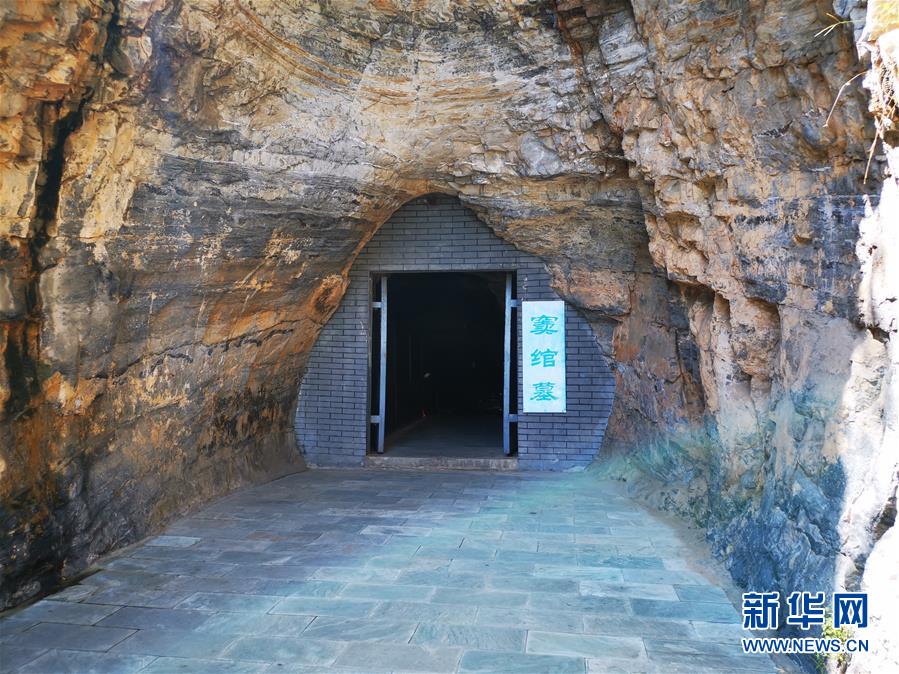 (新華調(diào)查·新中國(guó)考古重大發(fā)現(xiàn)·圖文互動(dòng))(2)滿(mǎn)城漢墓:點(diǎn)一盞長(zhǎng)信宮燈,看不盡金縷玉衣