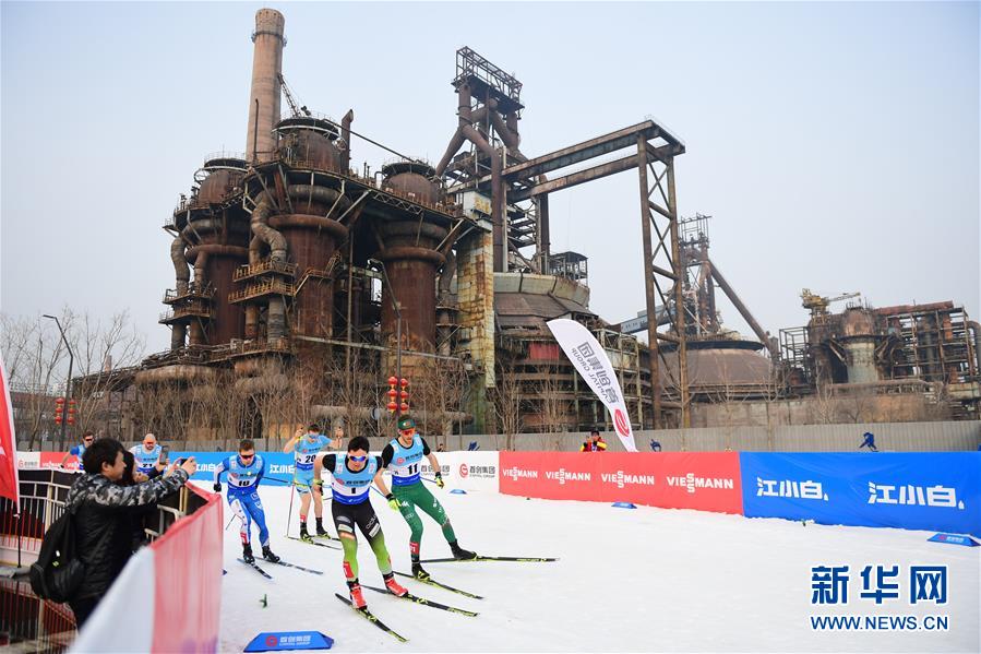 (新華全媒頭條·圖文互動(dòng))(10)百年首鋼 百煉成鋼——從鋼鐵強(qiáng)國(guó)“夢(mèng)工廠”到改革轉(zhuǎn)型“排頭兵”