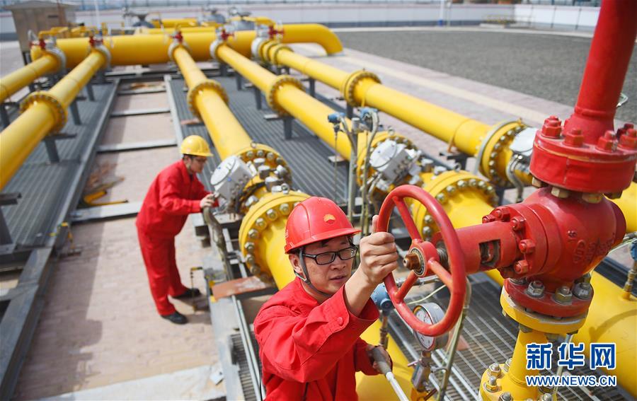 (壯麗70年·奮斗新時代——共和國發(fā)展成就巡禮·圖文互動)(2)從“用不上”到“有保障”——共和國能源業(yè)發(fā)展成就巡禮