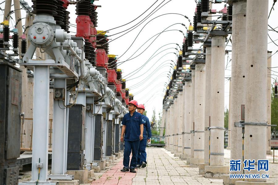 （圖文互動(dòng)）（6）當(dāng)好標(biāo)桿旗幟 建設(shè)百年油田&mdash;&mdash;寫(xiě)在大慶油田發(fā)現(xiàn)60周年之際