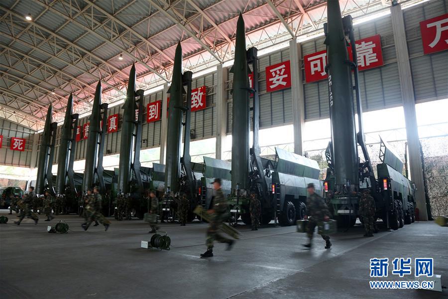 (新華全媒頭條·圖文互動)(11)沿著中國特色強軍之路闊步前進(jìn)——黨中央、中央軍委領(lǐng)導(dǎo)推進(jìn)國防和軍隊建設(shè)70年紀(jì)實