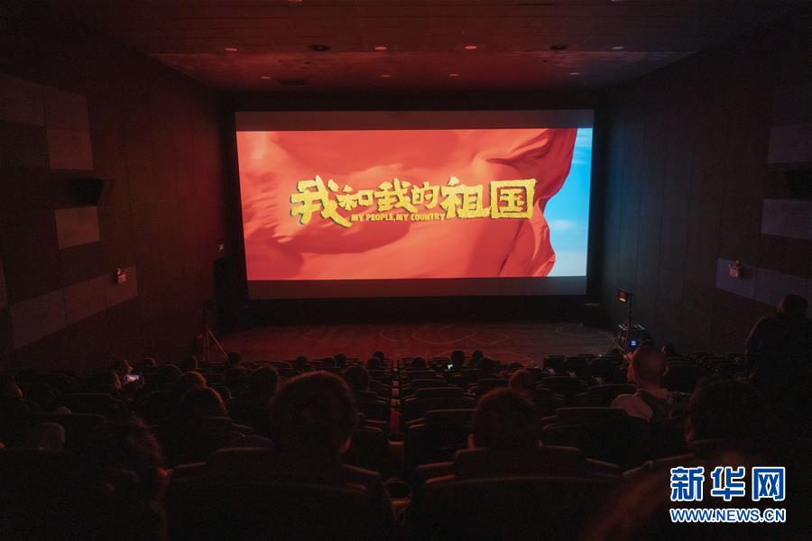 (圖文互動(dòng))(13)“在內(nèi)地求學(xué)工作,和祖國(guó)共同成長(zhǎng)”——在京香港青年分享“追夢(mèng)”故事