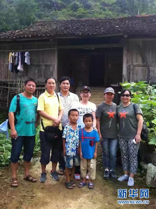 (圖文互動)(2)“擔起山里娃沉甸甸的夢想”——記廣西大石山區小學教師蒙曉梅