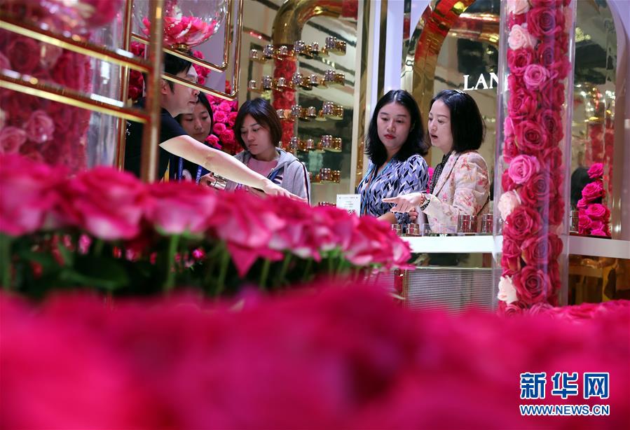 （新華全媒頭條&middot;圖文互動）（19）秋天里的樂章&mdash;&mdash;第二屆中國國際進口博覽會巡禮