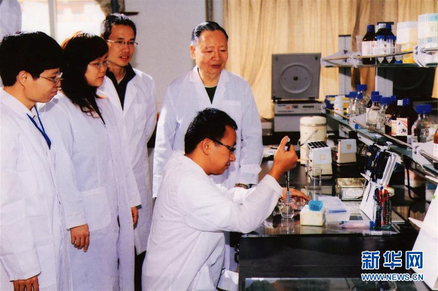 （新華全媒頭條&middot;時(shí)代先鋒&middot;圖文互動(dòng)）（5）盧永根院士：赤誠(chéng)抒寫&ldquo;我和我的祖國(guó)&rdquo;