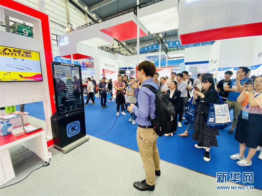 （新華全媒頭條&middot;圖文互動）（2）觸摸跳動的創新脈搏&mdash;&mdash;從高交會看經濟發展新動能